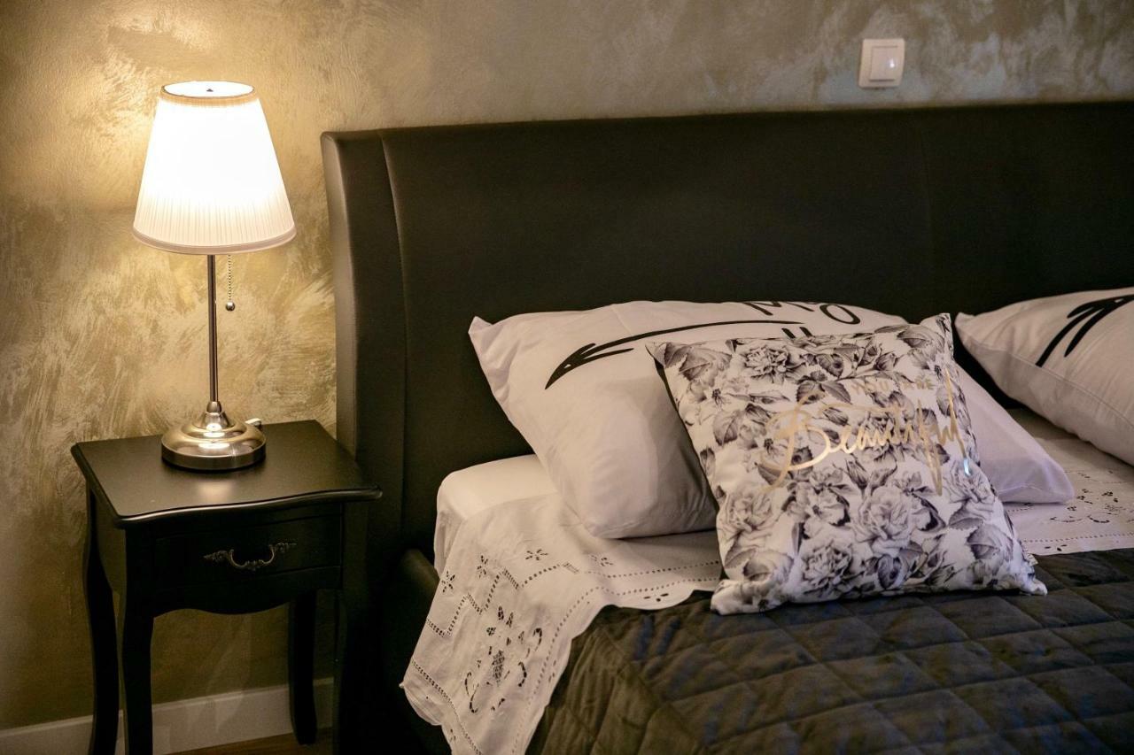 Ena Apartment Σπλιτ Εξωτερικό φωτογραφία